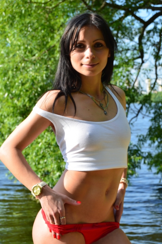 Снежана, 22